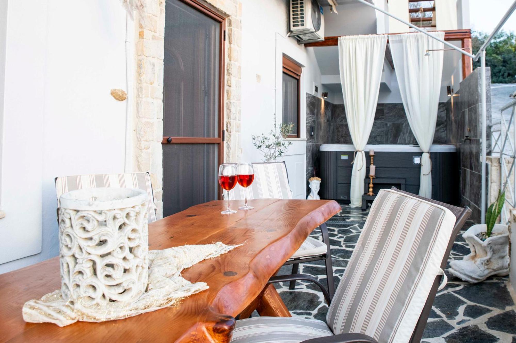 Kleopatra Deluxe Apartment With Jacuzzi Kamilari Dış mekan fotoğraf